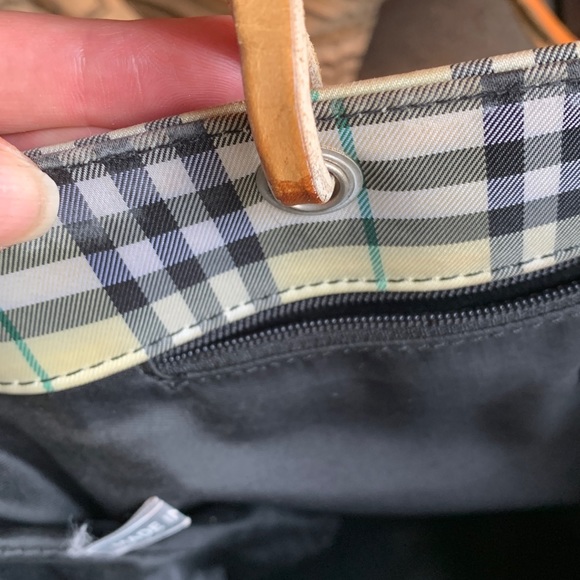 Authentic VINTAGE BURBERRY Checkered medium long tote - Picture 9 of 16